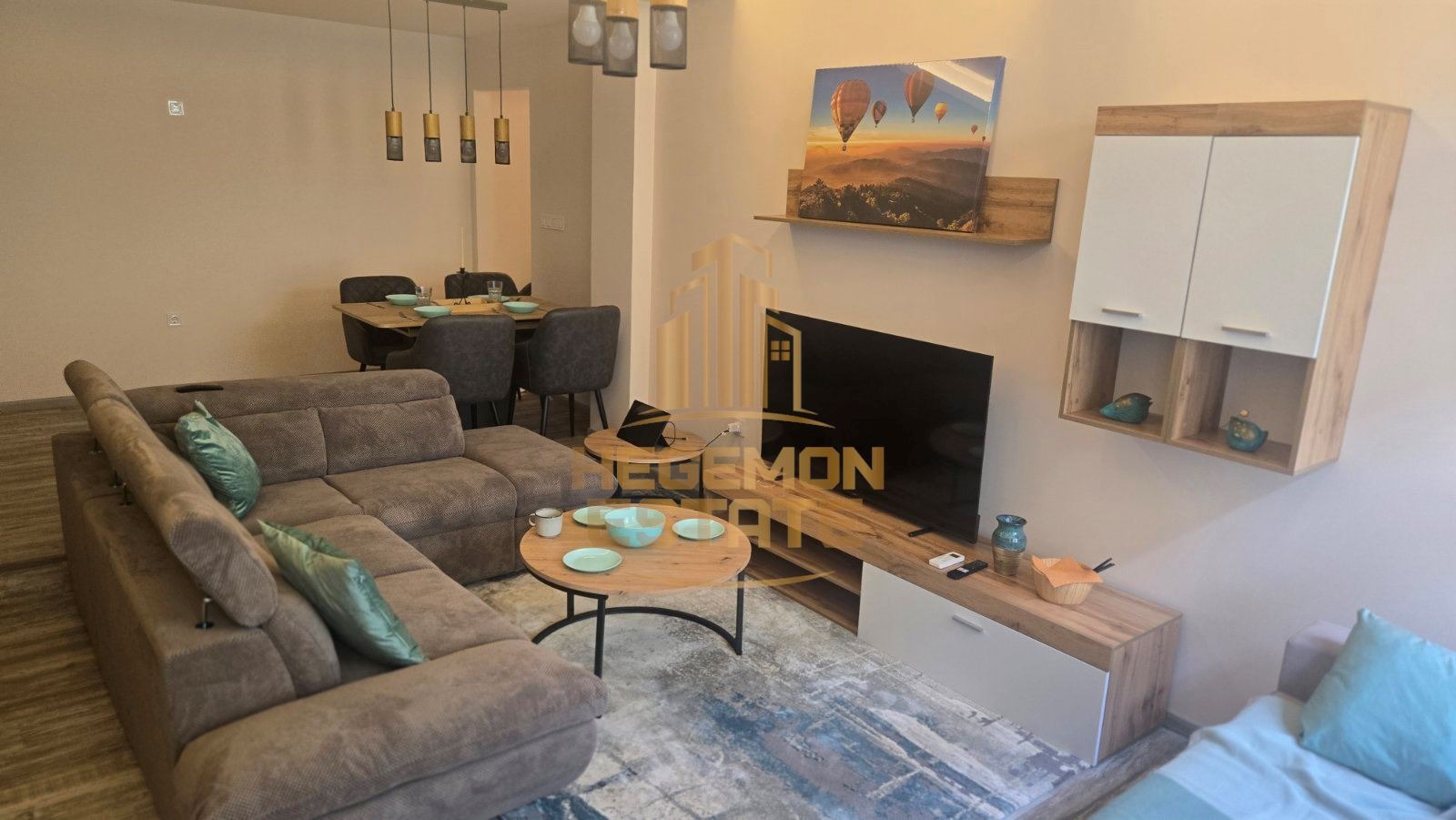 Продава 3-СТАЕН, гр. Варна, Център, снимка 3 - Апартаменти - 53957027