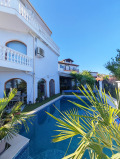 Продава КЪЩА, област Добрич, гр. Балчик • 460000 € • 51253898 — Holmes.bg