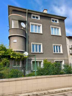 Продава  Къща, гр. Стамболийски