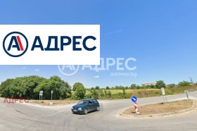 Сюжет Тополи, Варна