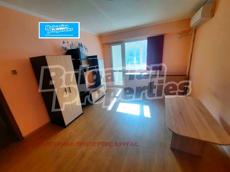 Продава 2-СТАЕН, гр. Бургас, Славейков, снимка 2 - Апартаменти - 53023243
