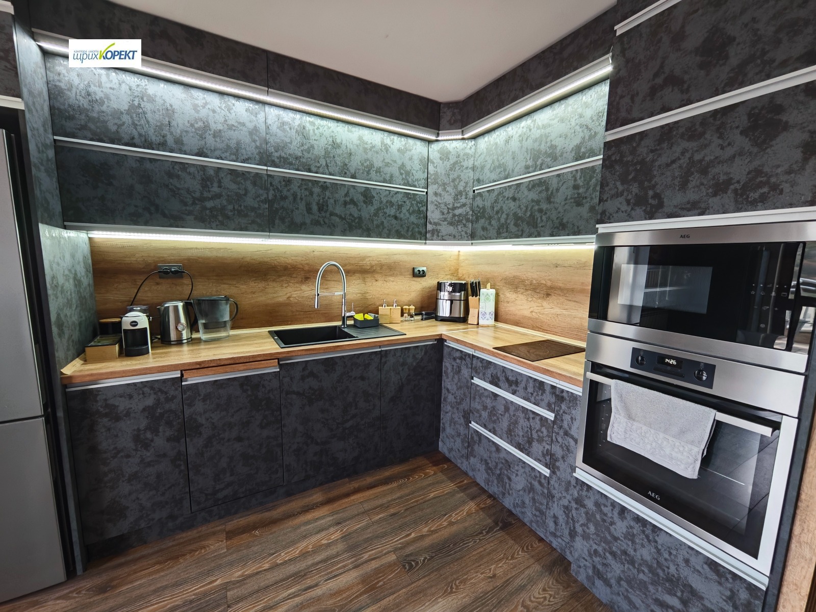 Продава 3-СТАЕН, гр. Велико Търново, Център, снимка 2 - Апартаменти - 56081039