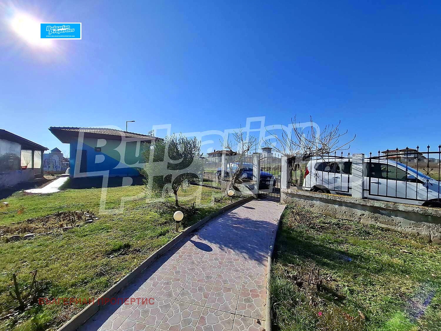 Продава КЪЩА, с. Синеморец, област Бургас, снимка 2 - Къщи - 48771872