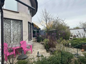 Casa Osenovo, región Varna