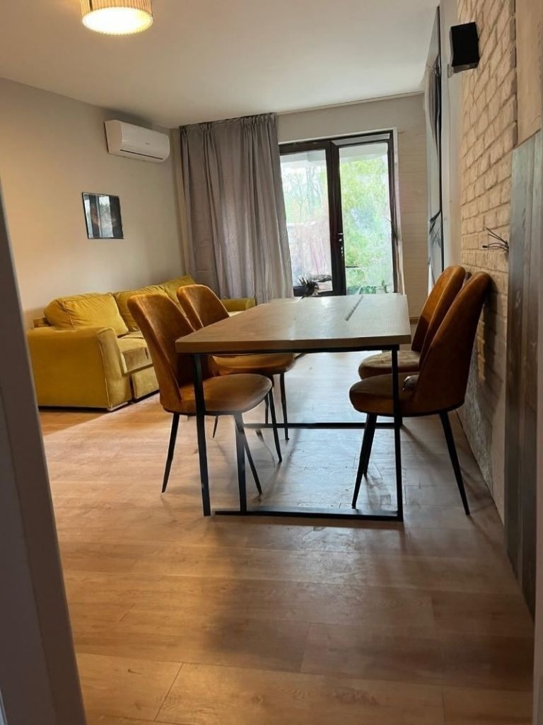In vendita  2 camere da letto Pernik , Ladovitsa , 75 mq | 59617830