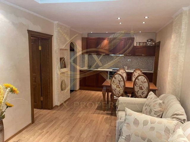 Продава 3-СТАЕН, гр. Бургас, Възраждане, снимка 2 - Апартаменти - 54998092