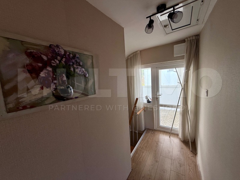 Продава КЪЩА, гр. София, област София-град, снимка 11 - Къщи - 52811714