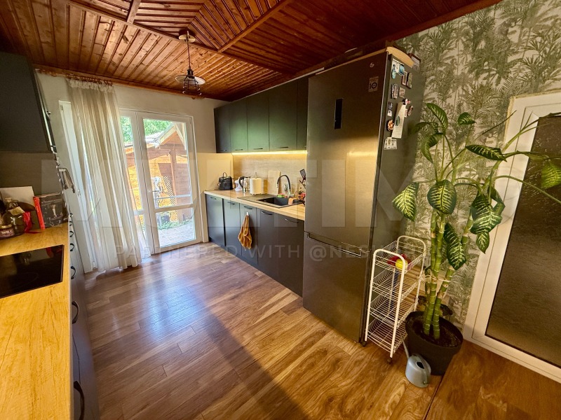 Продава КЪЩА, гр. София, област София-град, снимка 8 - Къщи - 52811714