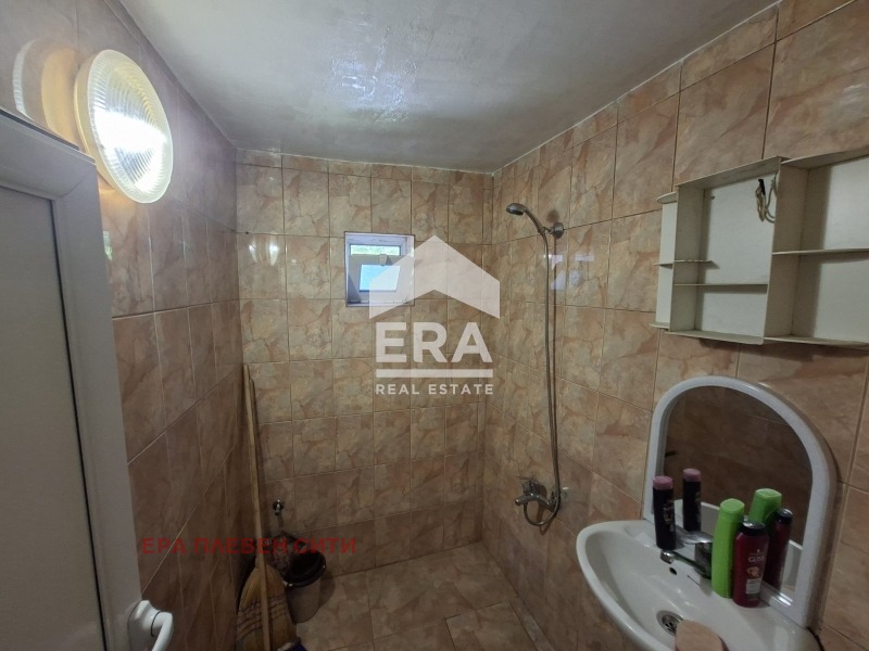 Продава КЪЩА, с. Садовец, област Плевен, снимка 10 - Къщи - 55395311
