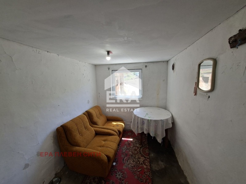 Продава КЪЩА, с. Садовец, област Плевен, снимка 7 - Къщи - 55395311