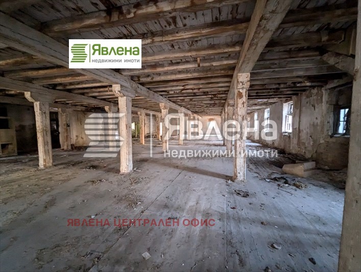 Na prodej  Průmyslová budova Kjustendil , Centar , 3250 m2 | 67390154 - obraz [2]