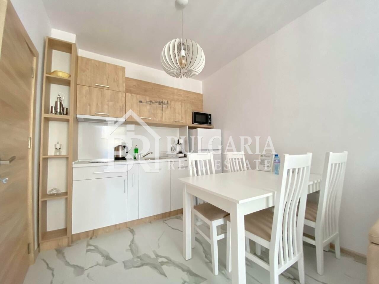 Продава 2-СТАЕН, гр. Приморско, област Бургас