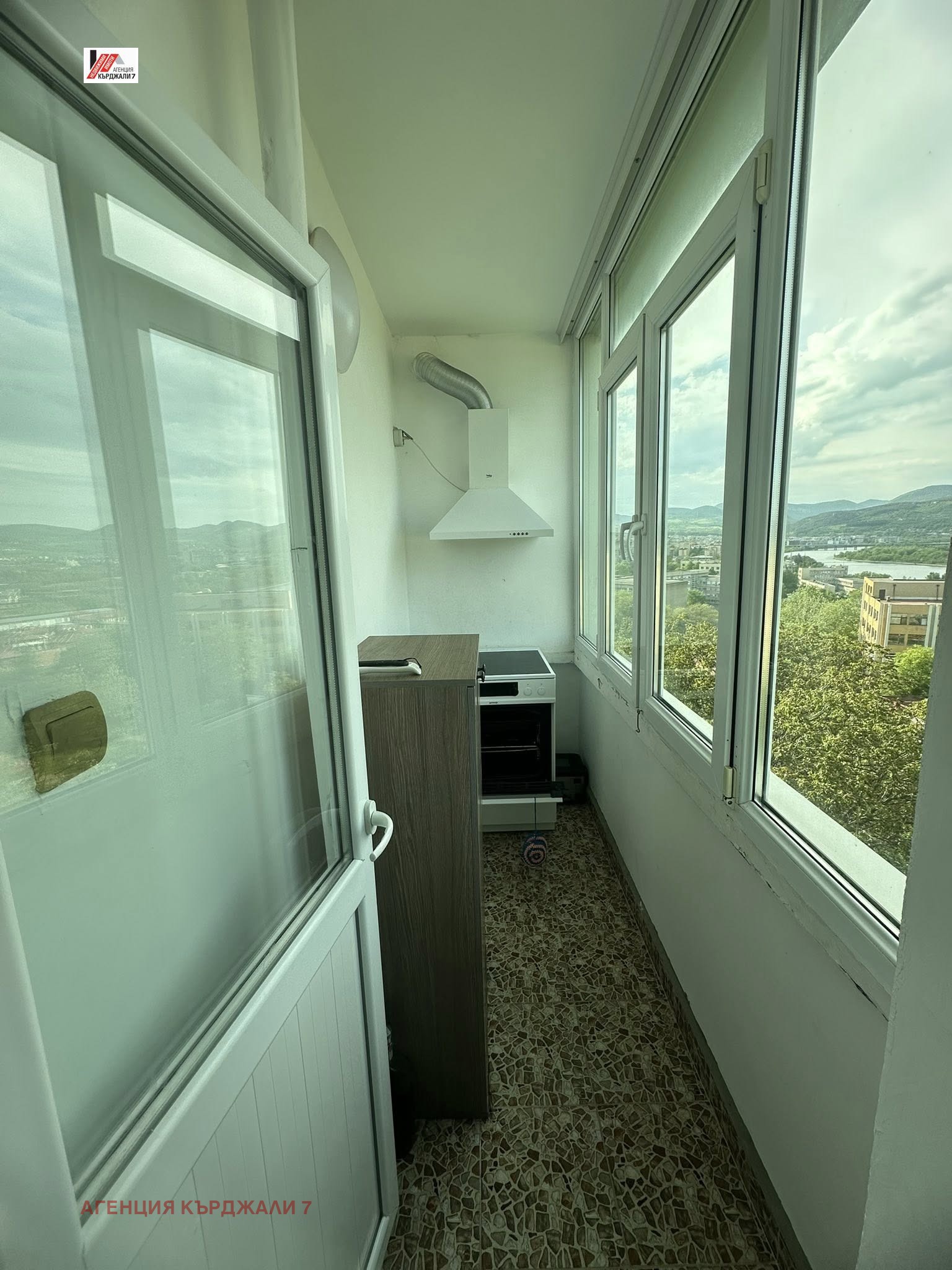 Продава 3-СТАЕН, гр. Кърджали, Веселчане, снимка 9 - Апартаменти - 54261647