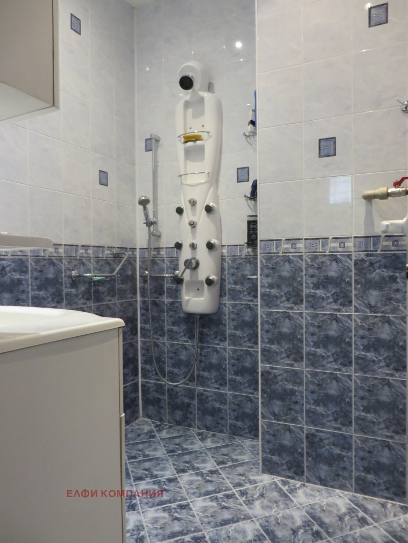 Продаја  1 спаваћа соба Софија , Центар , 90 м2 | 16525571 - слика [16]