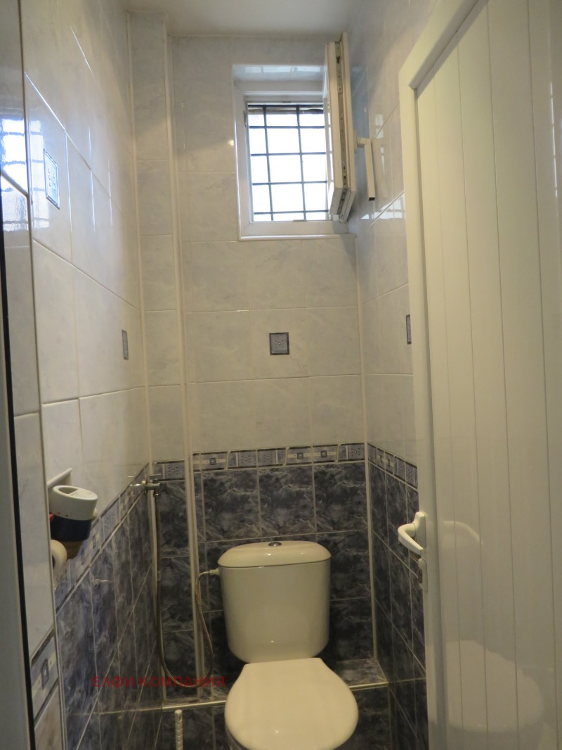 Продаја  1 спаваћа соба Софија , Центар , 90 м2 | 16525571 - слика [17]