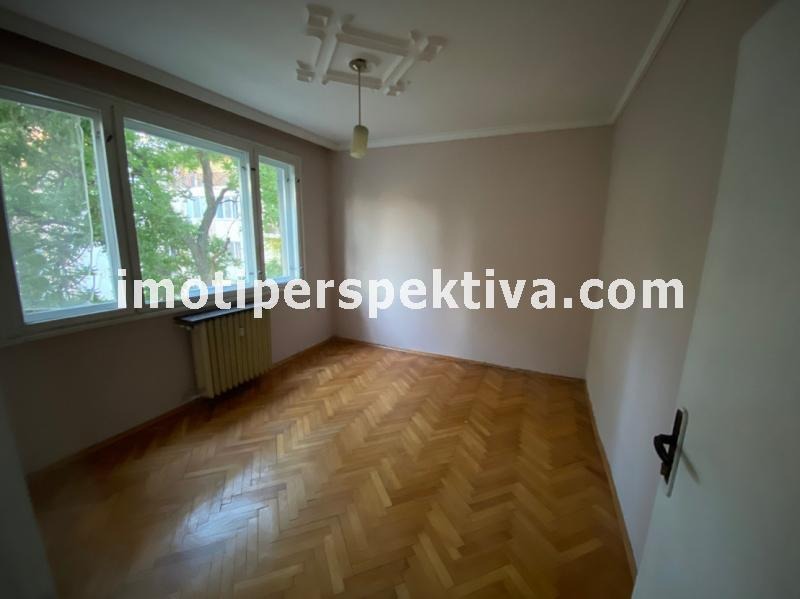 Продава 2-СТАЕН, гр. Пловдив, Център, снимка 2 - Апартаменти - 52375568