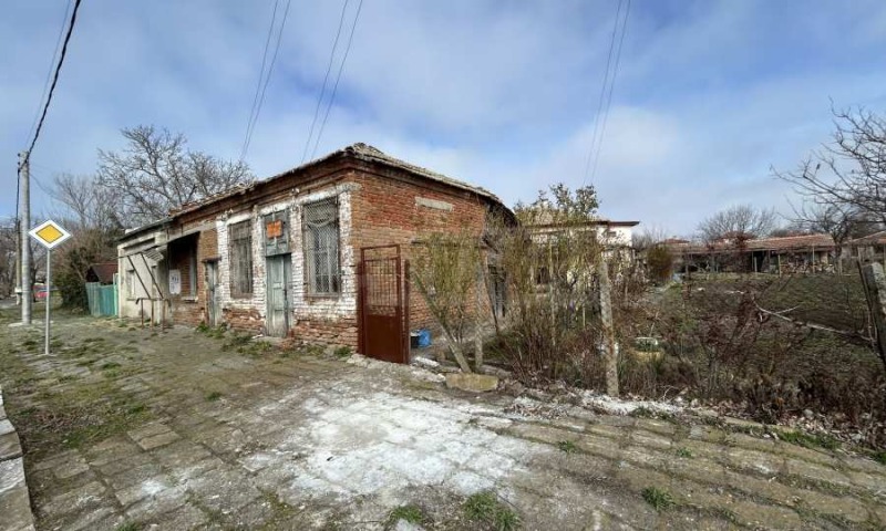 Продава КЪЩА, с. Аспарухово, област Бургас, снимка 8 - Къщи - 44533012