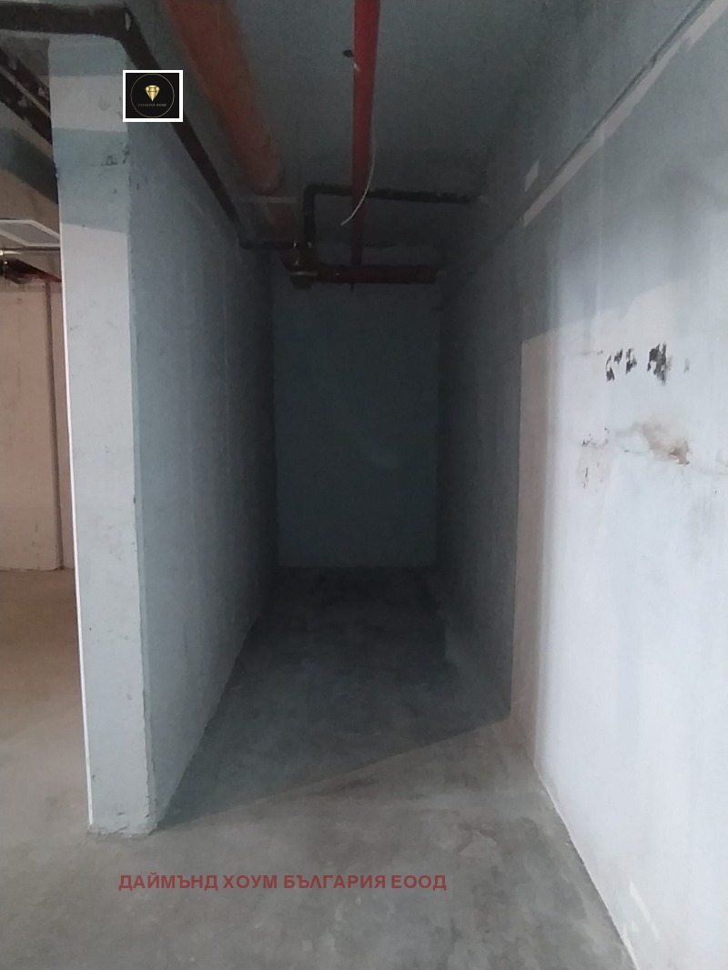En venta  Cochera Plovdiv , Zapaden , 60 metros cuadrados | 82145970 - imagen [4]