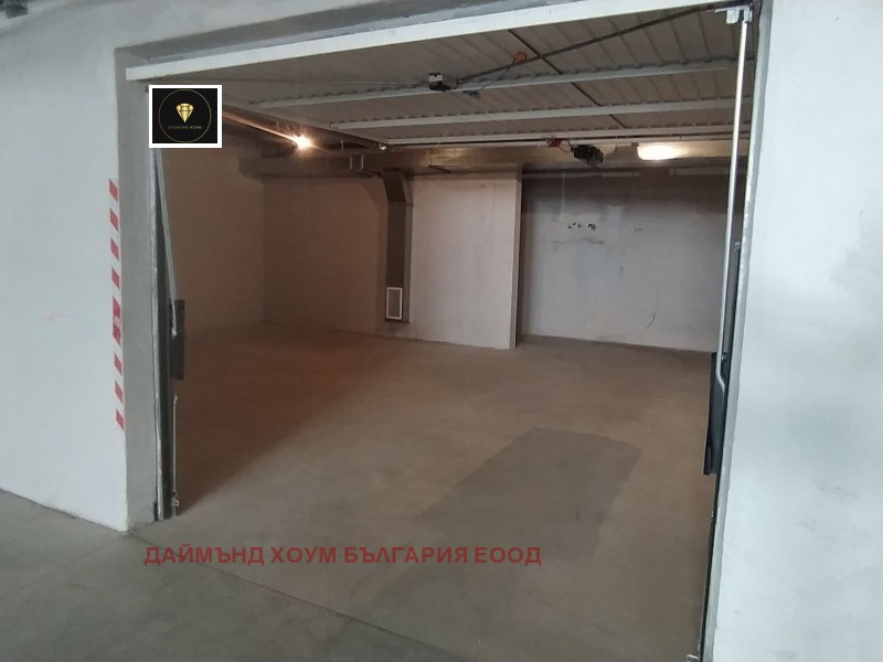 En venta  Cochera Plovdiv , Zapaden , 60 metros cuadrados | 82145970 - imagen [2]