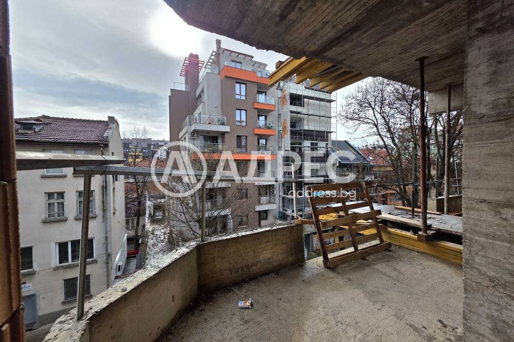 Продава 3-СТАЕН, гр. София, Център, снимка 6 - Апартаменти - 54200819