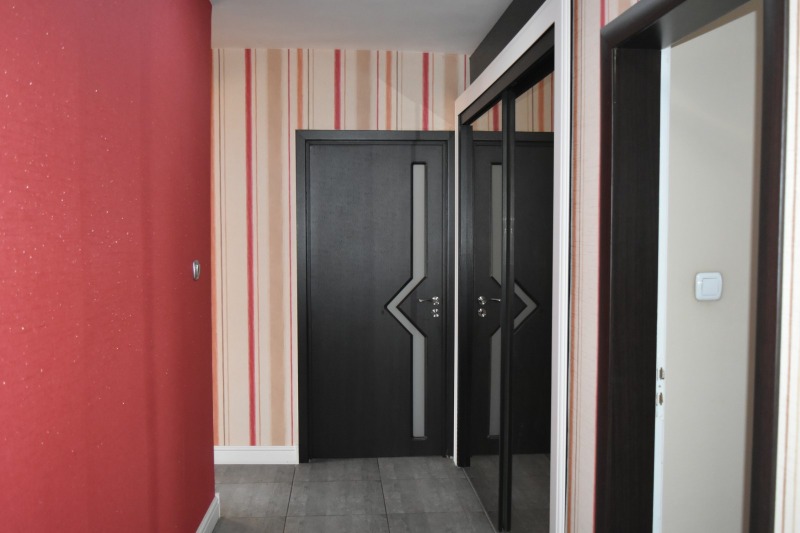 Продава 3-СТАЕН в град Видин, Съединение - 104 кв.м / 160 000 € » 312 932.80 лв., КАМЕНОВА ИМОТИ