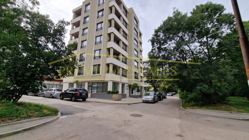 Na prodej  Kancelář Sofia , Gevgelijski , 150 m2 | 88176497
