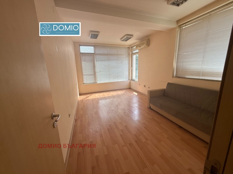 In vendita  Casa Dobrich , Tsentar , 288 mq | 72121943 - Immagine [5]