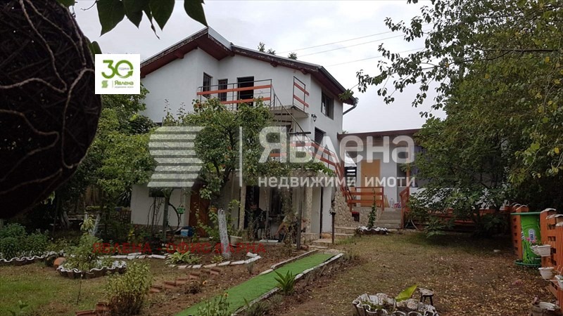 Продава КЪЩА, гр. Варна, м-т Крушките