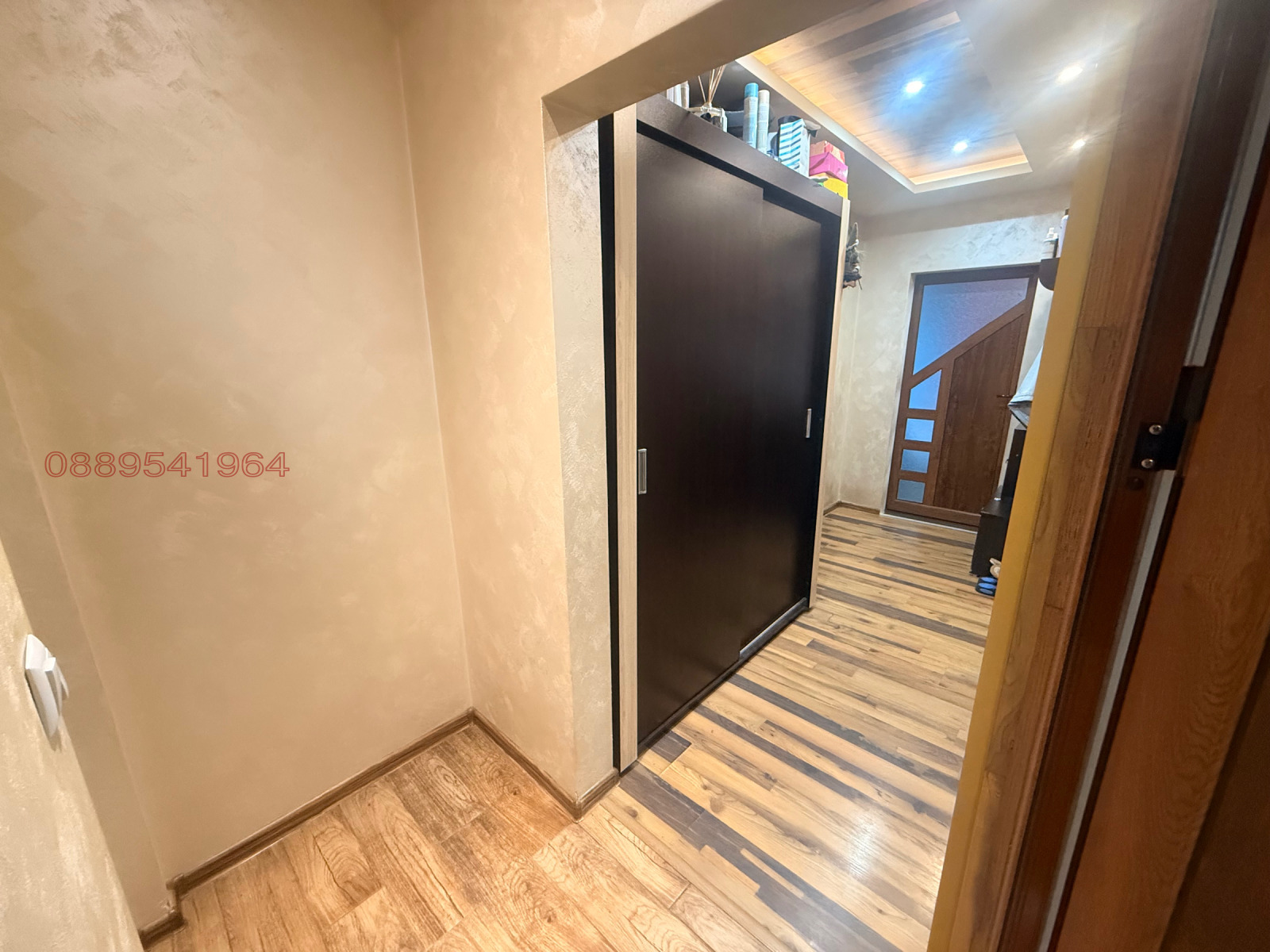 Продава 3-СТАЕН, гр. Велико Търново, Бузлуджа, снимка 6 - Апартаменти - 55296178