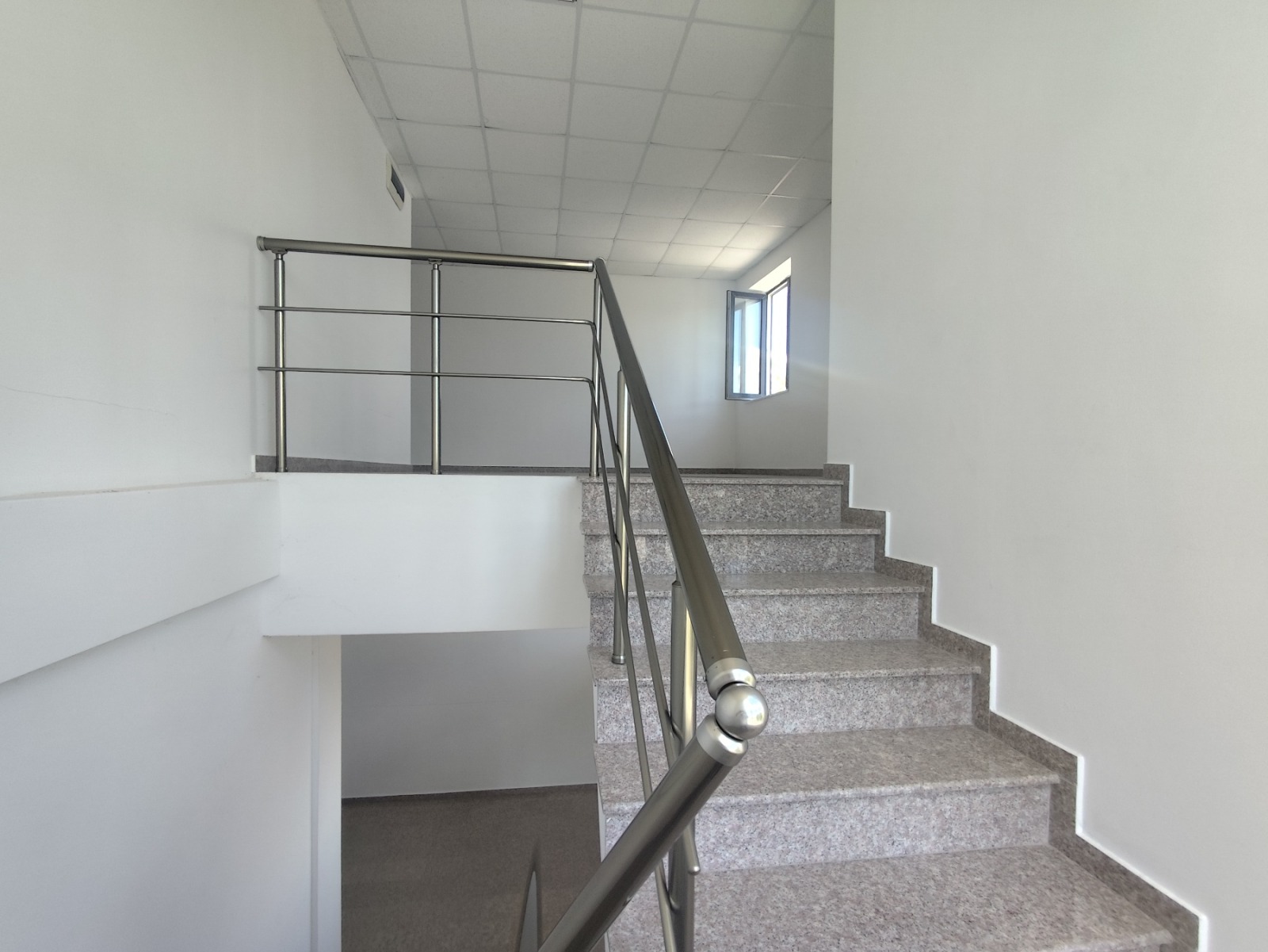������� ����. ��������� | Imot.bg � ����������� 16