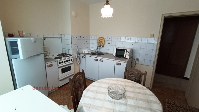 Продава 2-СТАЕН, гр. Русе, Здравец, снимка 2 - Aпартаменти - 48089898