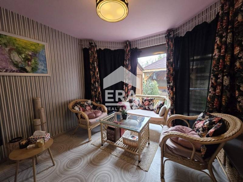 Продава  Къща град Хасково , Дружба 1 , 262 кв.м | 79556734 - изображение [9]