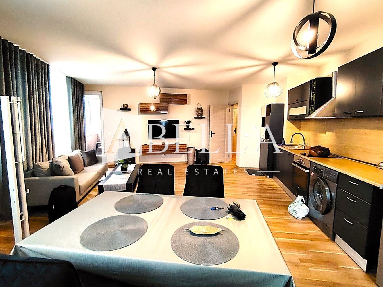 Продава 2-СТАЕН, гр. София, Витоша