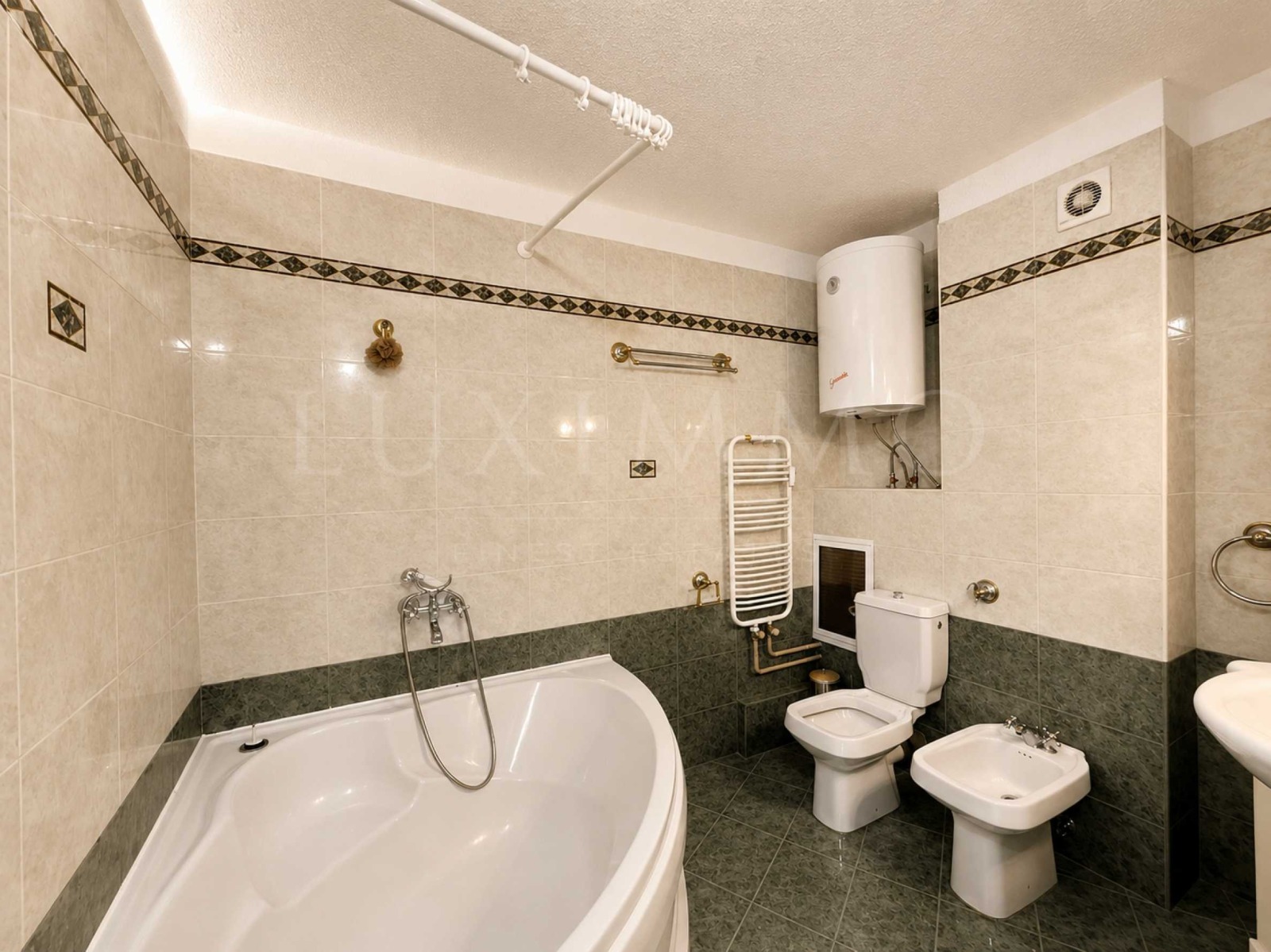Продава 3-СТАЕН, гр. София, Лозенец, снимка 15 - Апартаменти - 55448538