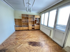 2 soverom Tsentar, Pernik