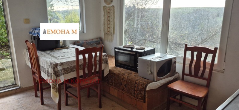 Продава КЪЩА, с. Кичево, област Варна, снимка 11 - Къщи - 52635689