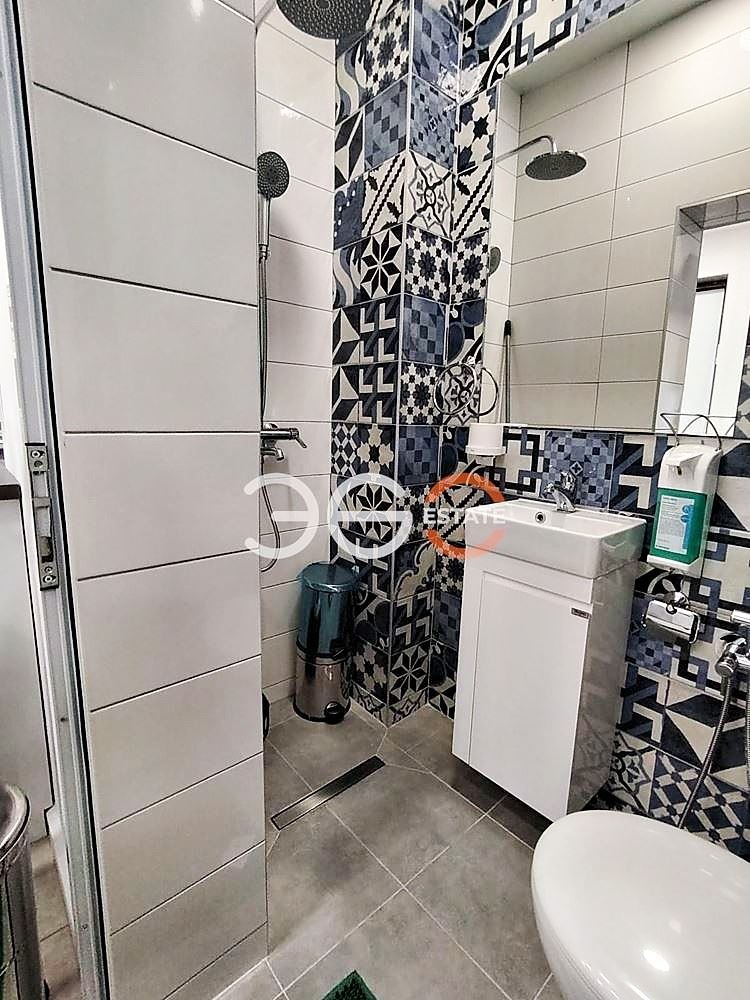 Продава МАГАЗИН, гр. Варна, Лятно кино Тракия, снимка 8 - Магазини - 56130245