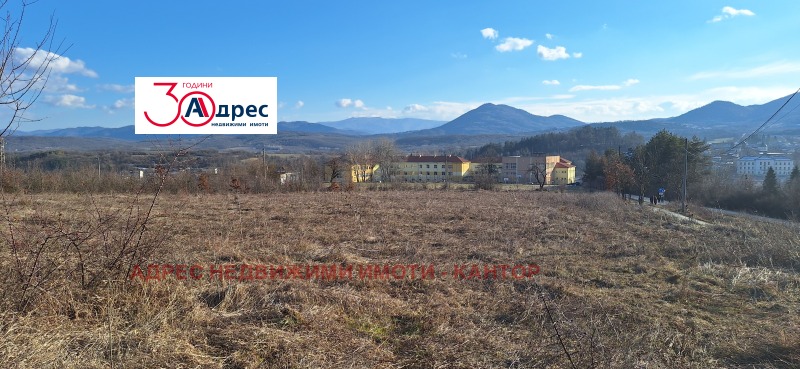 Продава ПАРЦЕЛ в област Велико Търново, гр. Елена - 762 кв.м / 19 000 € » 37 160.77 лв., АДРЕС НЕДВИЖИМИ ИМОТИ - КАНТОРА ЕЛЕНА