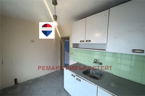 Продава 2-СТАЕН, гр. Русе, Чародейка - Север, снимка 5 - Апартаменти - 55705574