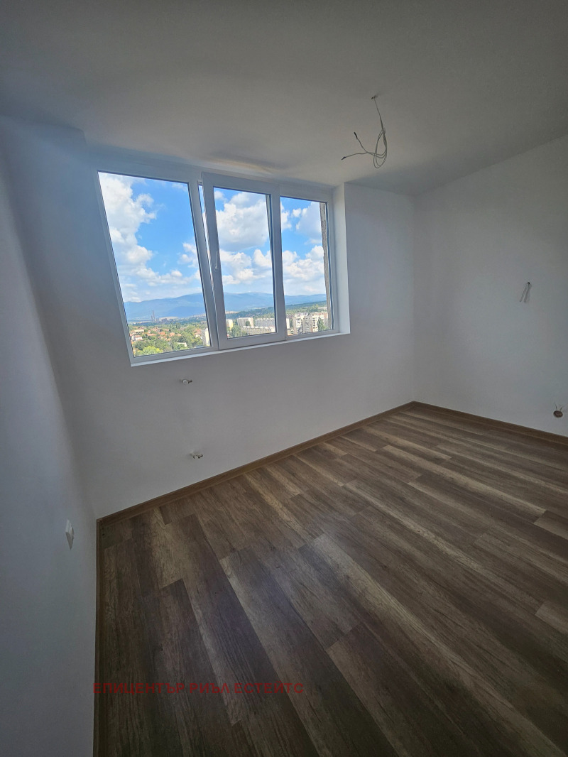 Na prodej  2 ložnice Pernik , Tvardi livadi , 80 m2 | 70022117 - obraz [17]