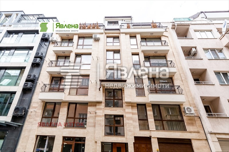 Продава  4-стаен град София , Център , 187 кв.м | 44270945