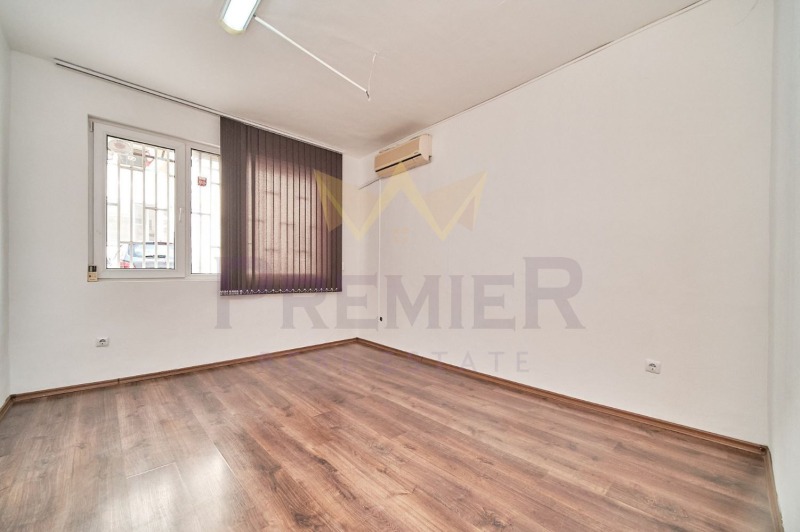 Na sprzedaż  3 sypialnie Warna , Ljatno kino Trakija , 154 mkw | 55624885 - obraz [8]