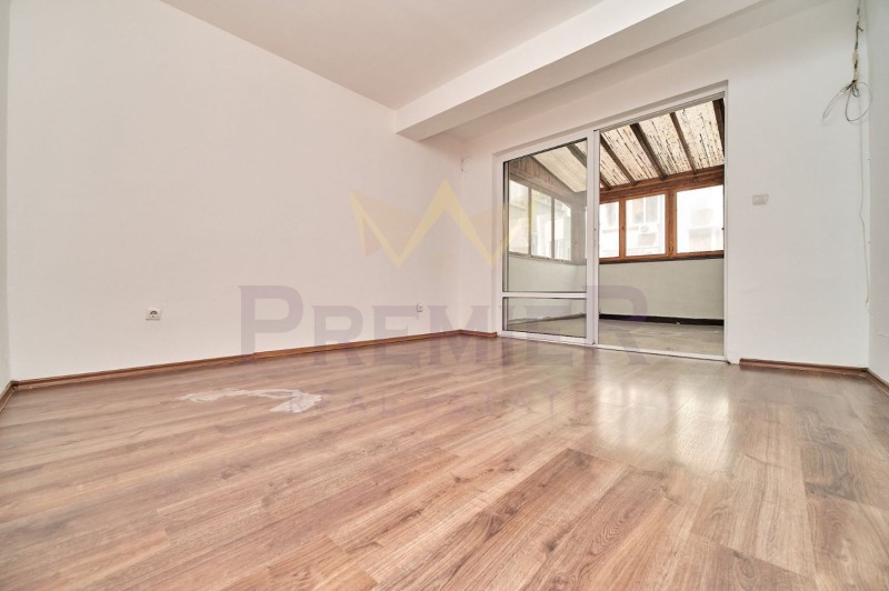 Na sprzedaż  3 sypialnie Warna , Ljatno kino Trakija , 154 mkw | 55624885 - obraz [11]