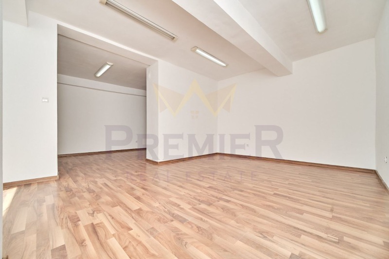 Na sprzedaż  3 sypialnie Warna , Ljatno kino Trakija , 154 mkw | 55624885 - obraz [5]