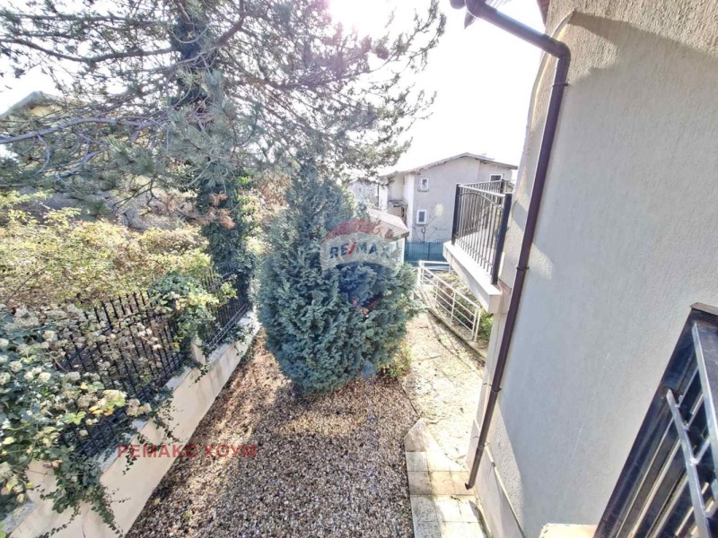 Продава КЪЩА, гр. Балчик, област Добрич, снимка 17 - Къщи - 52521049