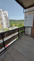 Продава 3-СТАЕН, гр. Шумен, Боян Българанов 1, снимка 1 - Aпартаменти - 45799871