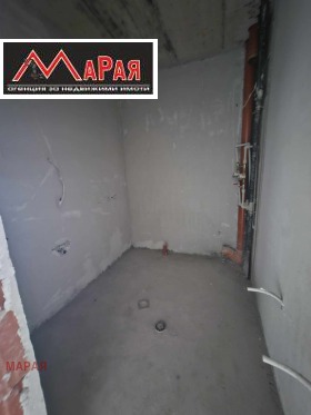 2 bedroom Yalta, Ruse 5