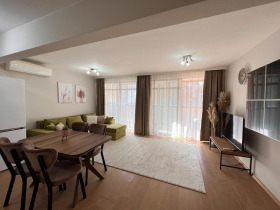 2 bedroom Tsentar, Burgas 1