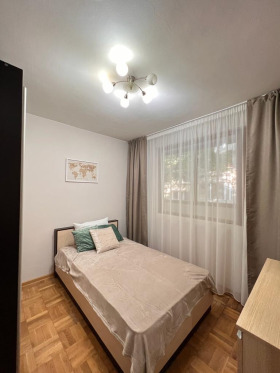 2 Schlafzimmer Zentar, Burgas 9