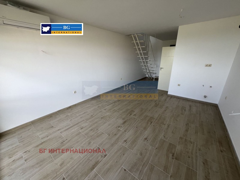 Till salu  2 sovrum region Burgas , Tjernomorec , 99 kvm | 46672142 - bild [6]